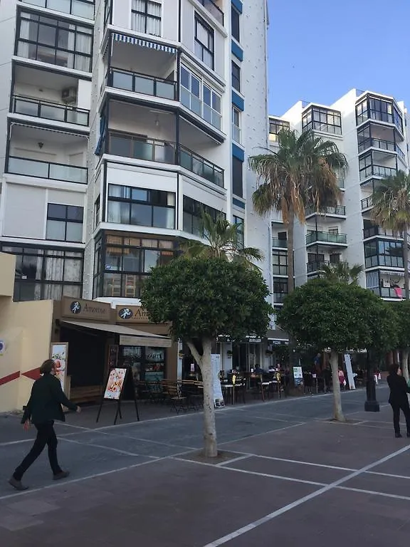 Valdecantos Beachfront Apartments 0*, Marbella Spain