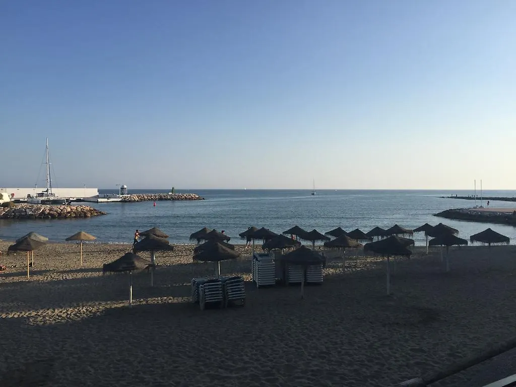 Valdecantos Beachfront Apartments 0*, Marbella Spain