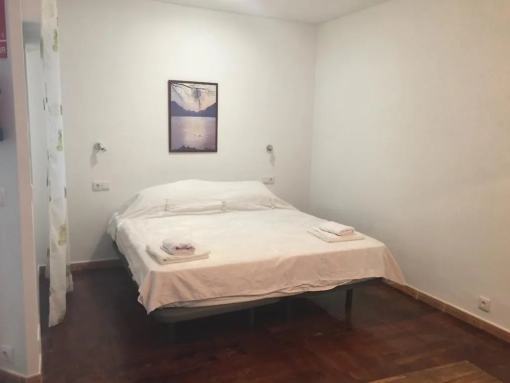 Valdecantos Beachfront Apartments Marbella